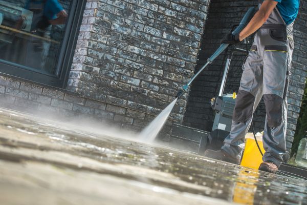 Power Cleaning in San Diego